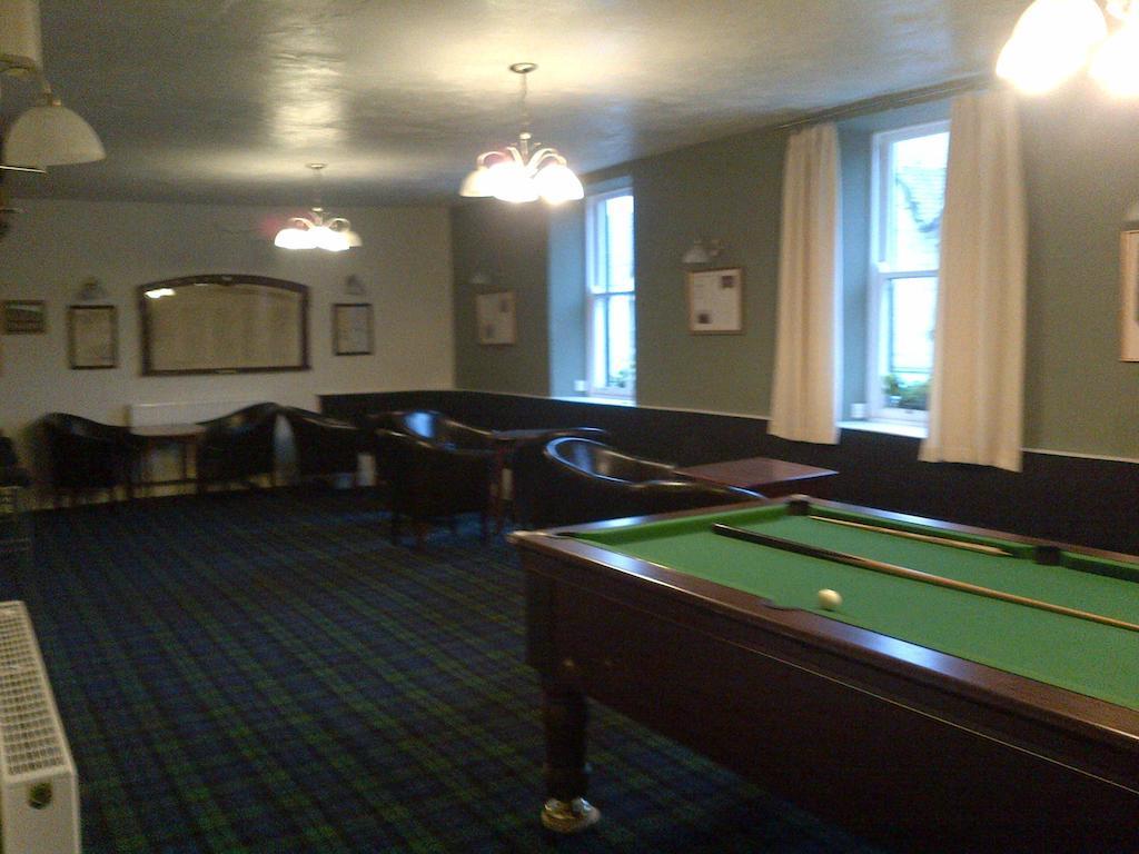 Crown Hotel Langholm エクステリア 写真